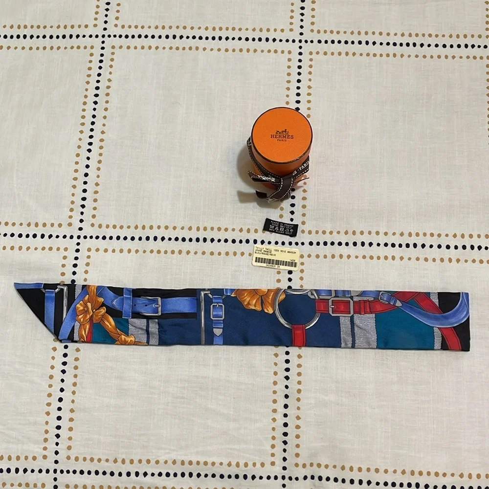 Hermes Blue Red Black Silk Twilly Scarf with Gold Accents - Picture 4 of 6